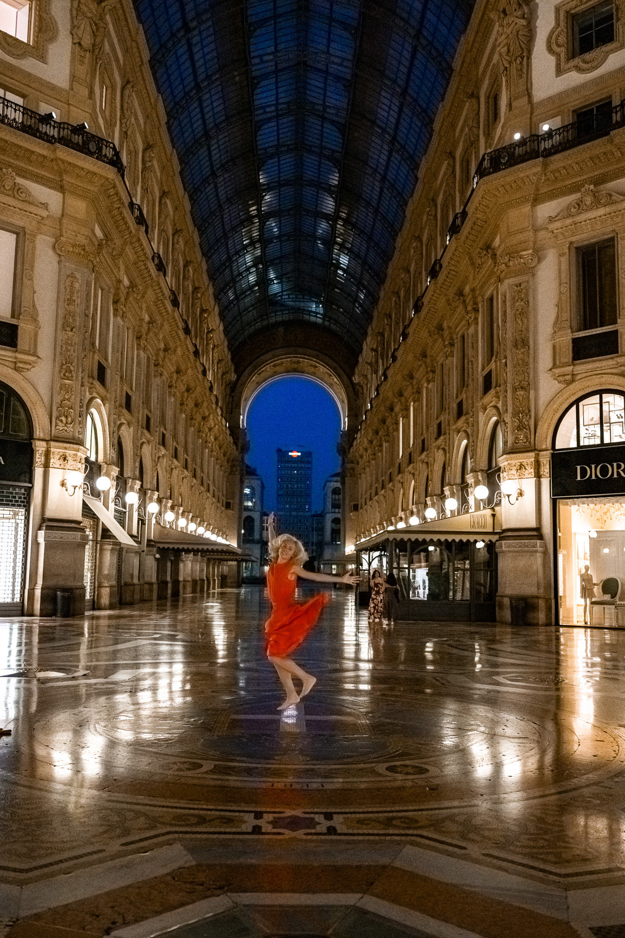 Servizio fotografico in Galleria Vittorio Emanuele, Milano